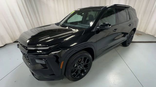 Used 2024 Chevrolet Traverse RS w/ LPO, Floor Liner Package image 4