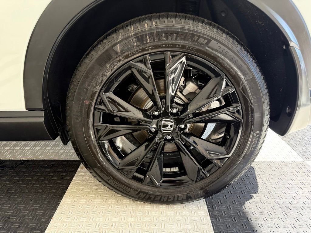 Used 2025 Honda CR-V Sport Touring image 13