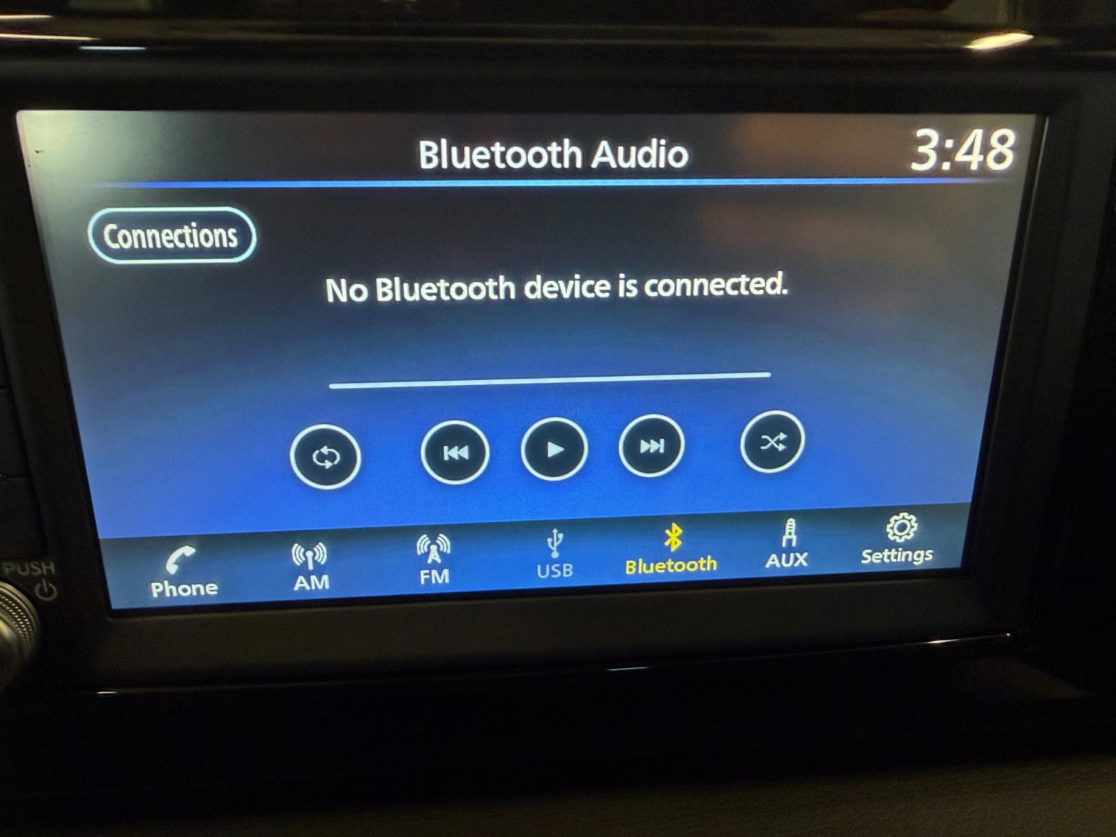 Used 2025 Nissan Kicks S image 17