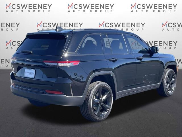 New 2025 Jeep Grand Cherokee Altitude RWD image 3