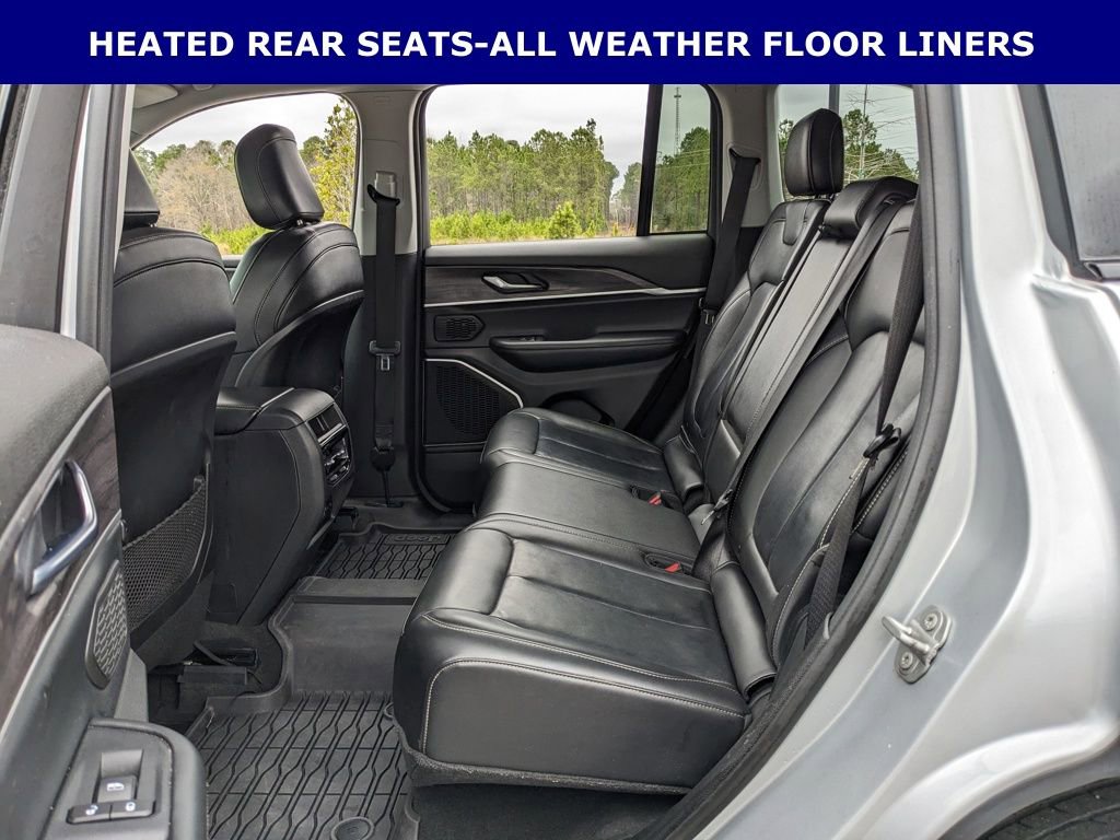 Used 2022 Jeep Grand Cherokee Limited image 17