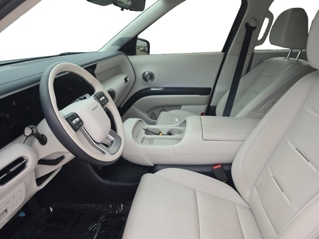 Certified 2026 Hyundai Palisade Calligraphy FWD image 11