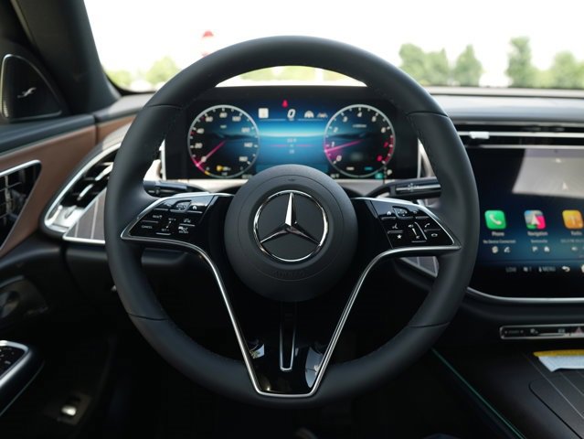 Used 2026 Mercedes-Benz E 350 4MATIC Sedan image 21