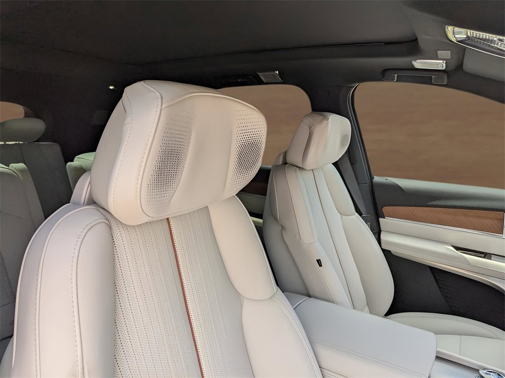 New 2026 Cadillac Vistiq Luxury image 20
