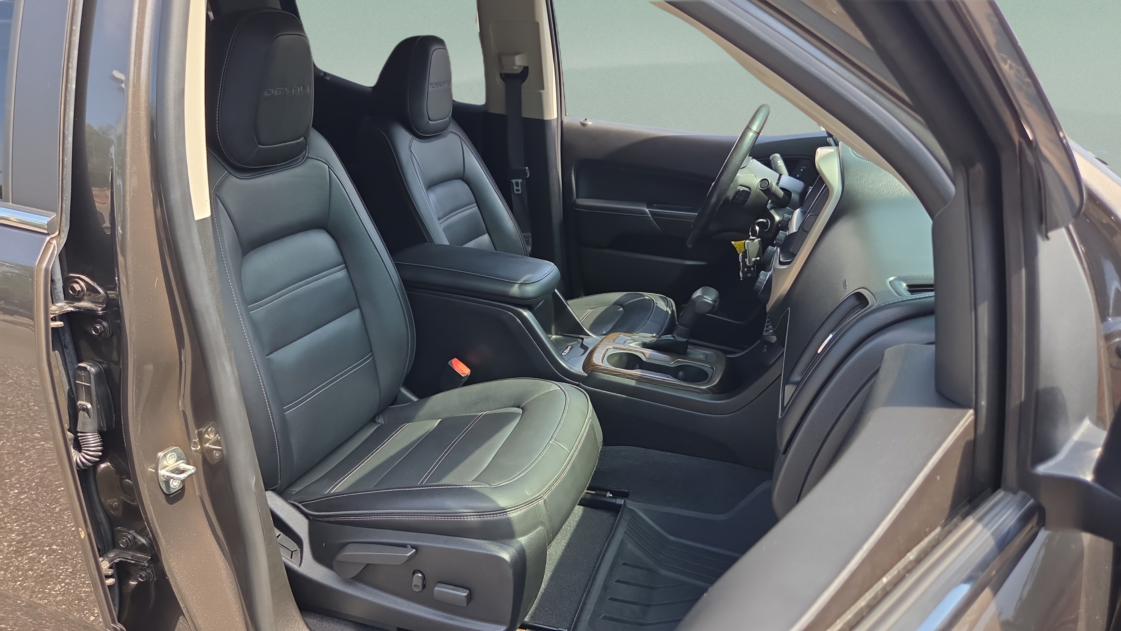 Certified 2019 GMC Canyon Denali AWD/4WD image 15