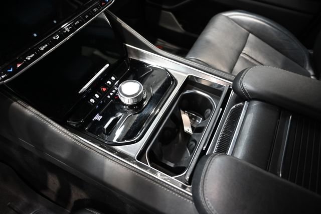 Used 2022 Jeep Wagoneer Series I AWD/4WD image 21