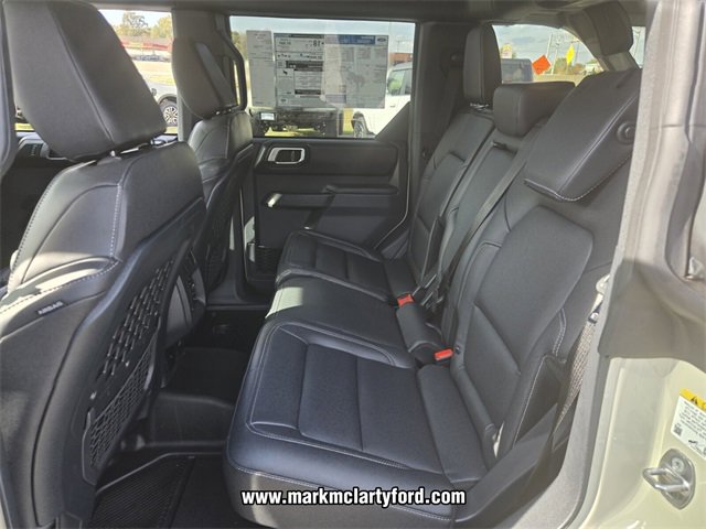 New 2025 Ford Bronco Badlands image 7
