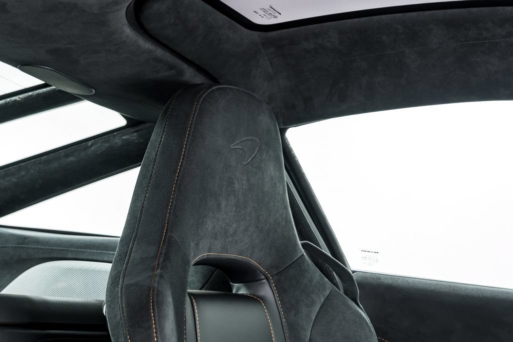 Used 2020 McLaren 720S Performance RWD image 30