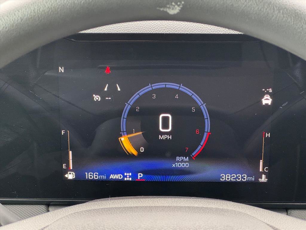 Used 2025 Chevrolet TrailBlazer LT AWD/4WD image 12