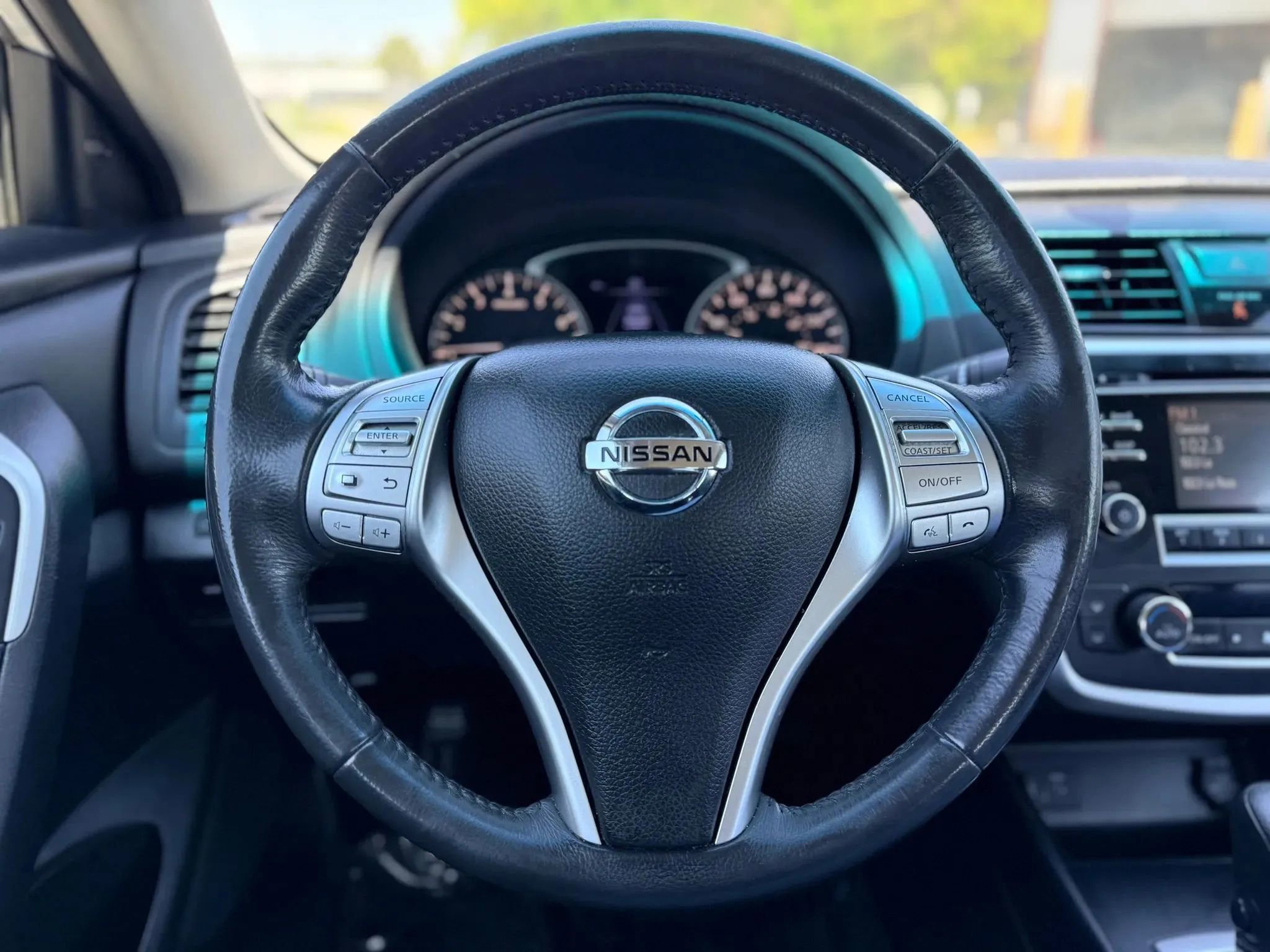 Used 2017 Nissan Altima 2.5 SV FWD image 24
