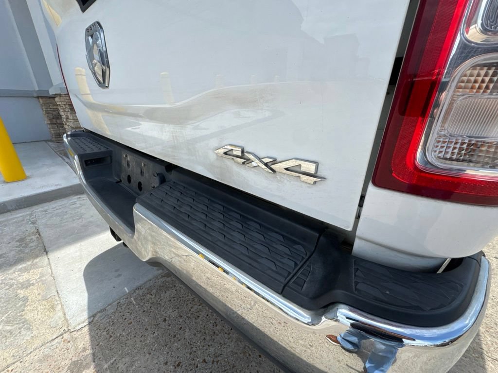 Used 2020 RAM 2500 Tradesman w/ Chrome Appearance Group AWD/4WD image 8