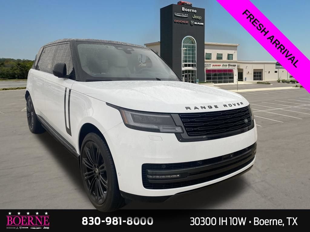 Used 2025 Land Rover Range Rover Long Wheelbase SE AWD/4WD image 6