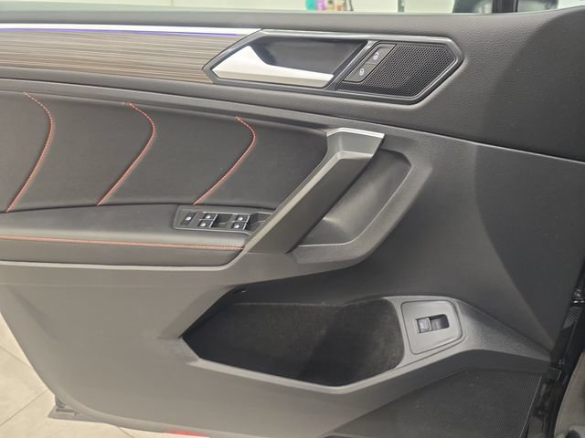 Used 2024 Volkswagen Tiguan Wolfsburg Edition FWD image 36