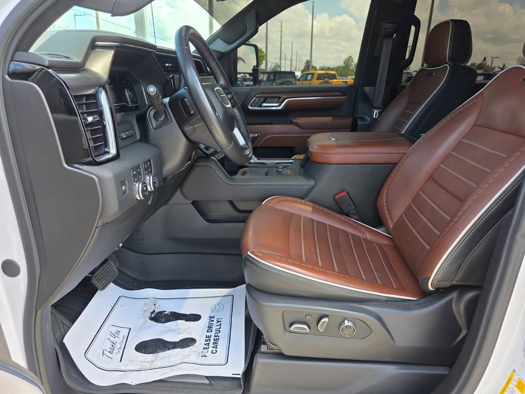 Used 2024 GMC Sierra 2500 Denali Ultimate AWD/4WD image 22