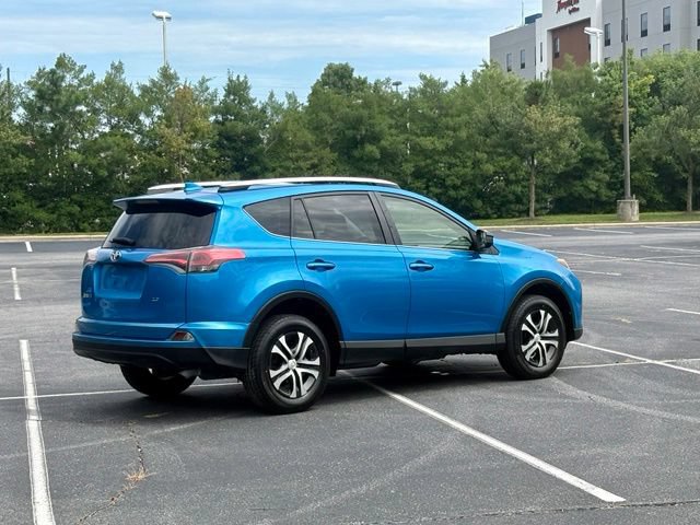 Used 2016 Toyota RAV4 LE FWD image 8