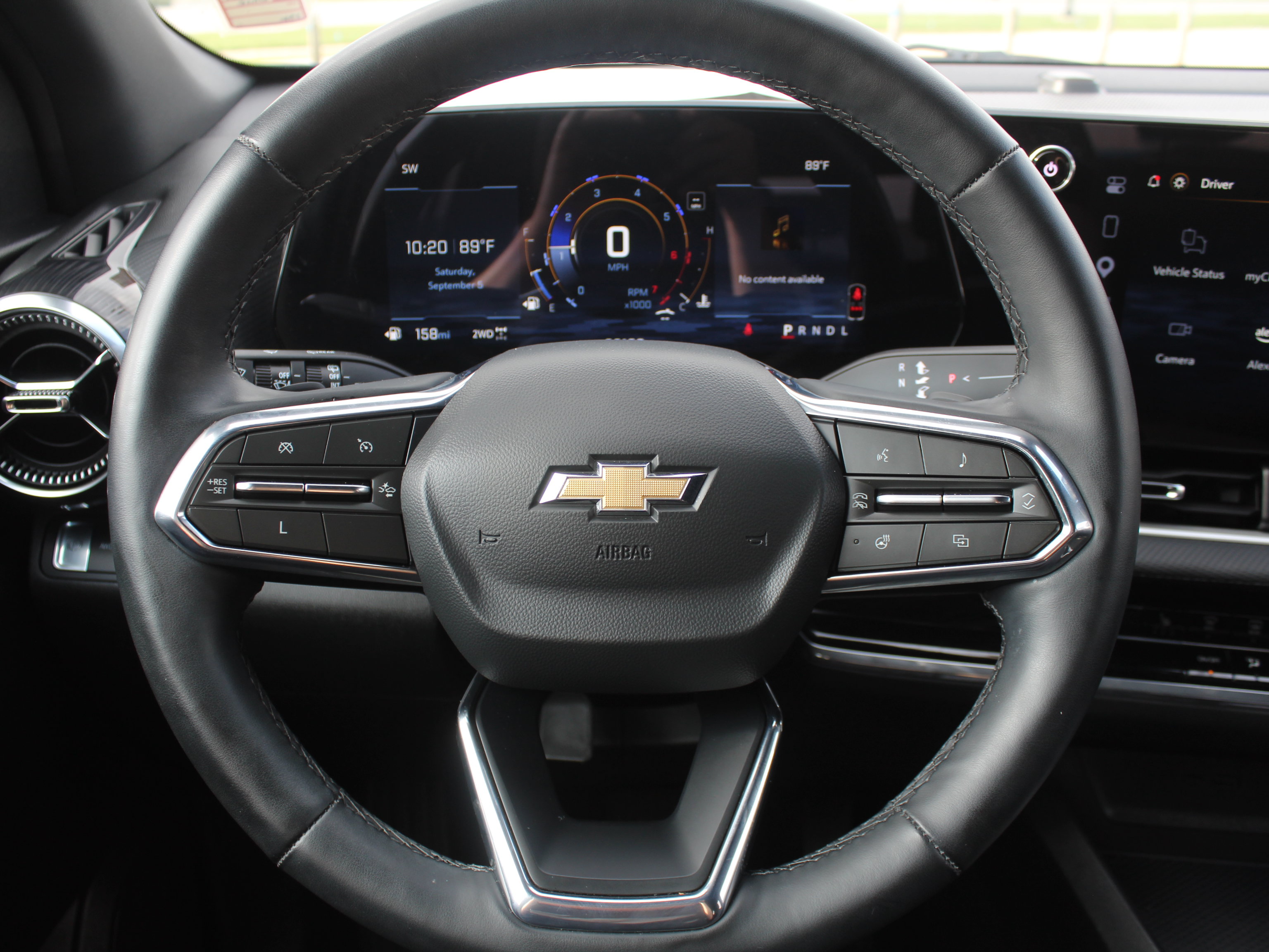 Used 2025 Chevrolet Equinox LT w/ Safety and Technology Package AWD/4WD image 16