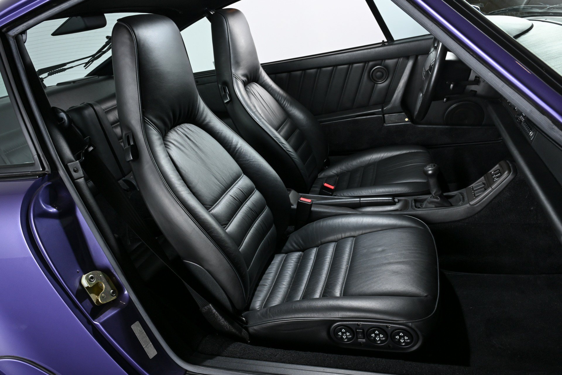 Used 1991 Porsche 911 Carrera image 7
