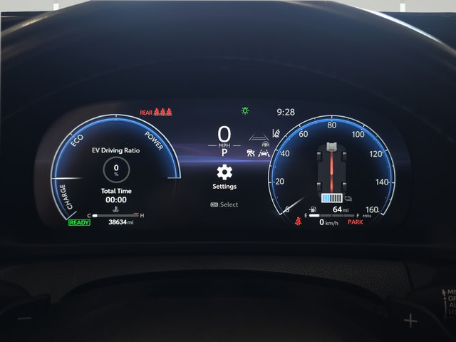 Used 2023 Toyota Crown Platinum AWD/4WD image 17