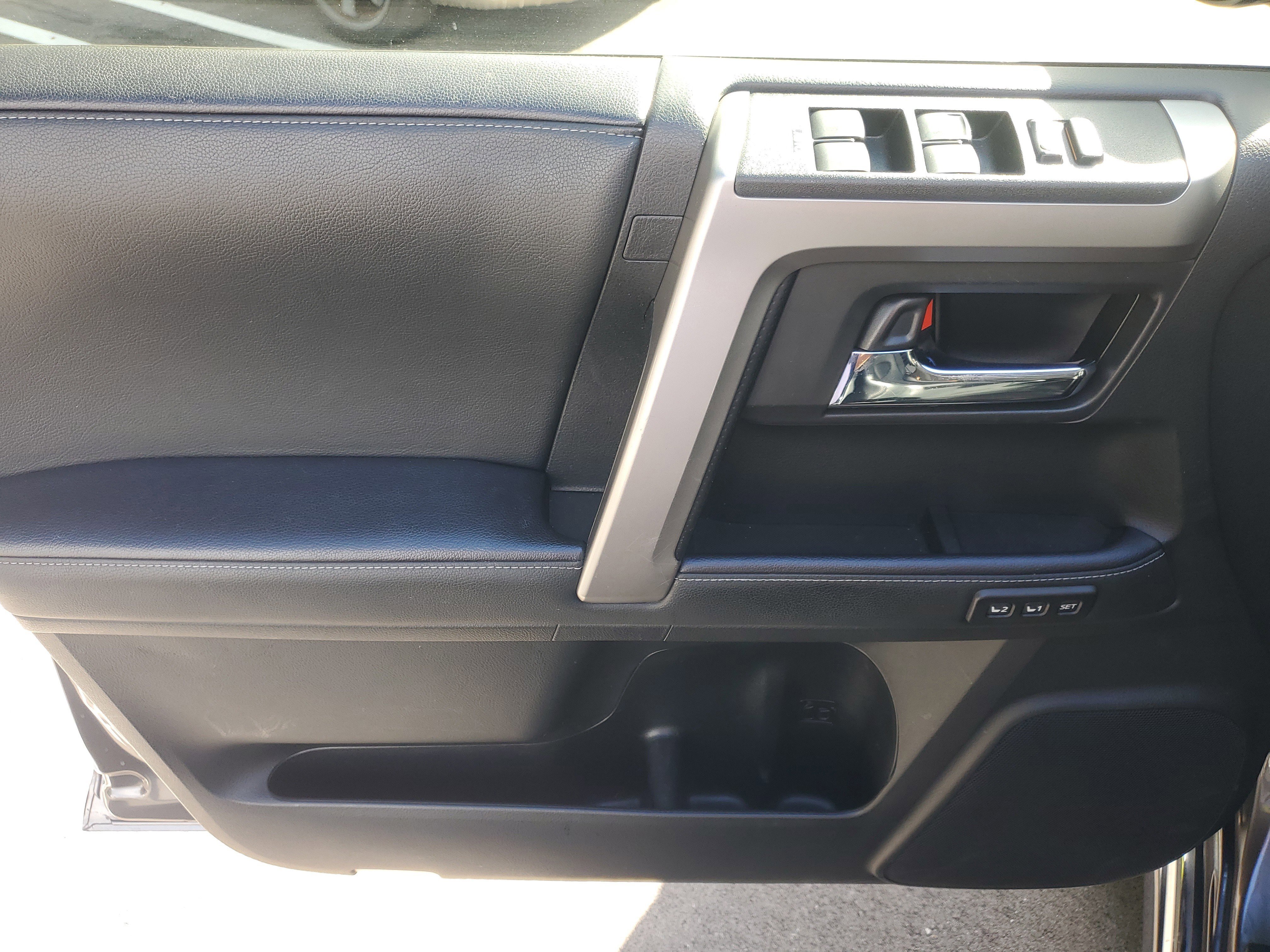 Used 2021 Toyota 4Runner Limited image 18