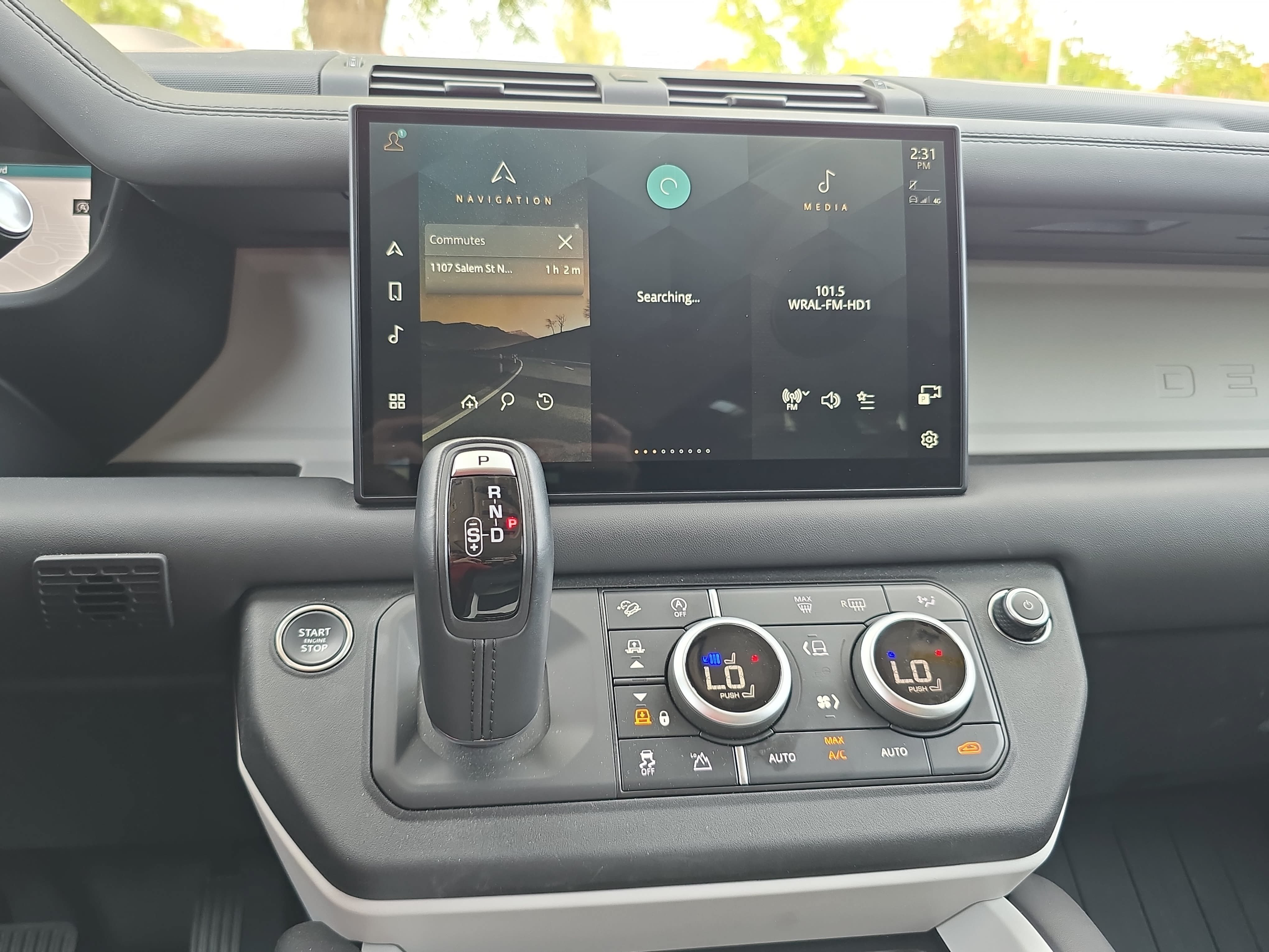 Certified 2025 Land Rover Defender 110 S AWD/4WD image 19
