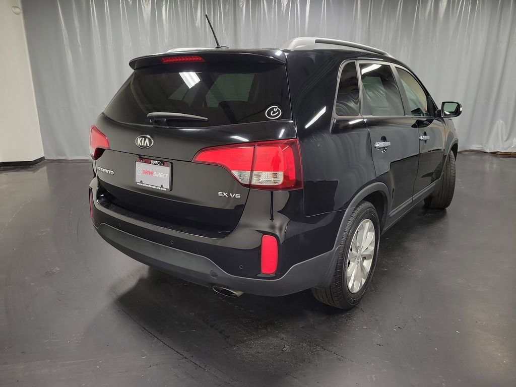 Used 2015 Kia Sorento EX image 9