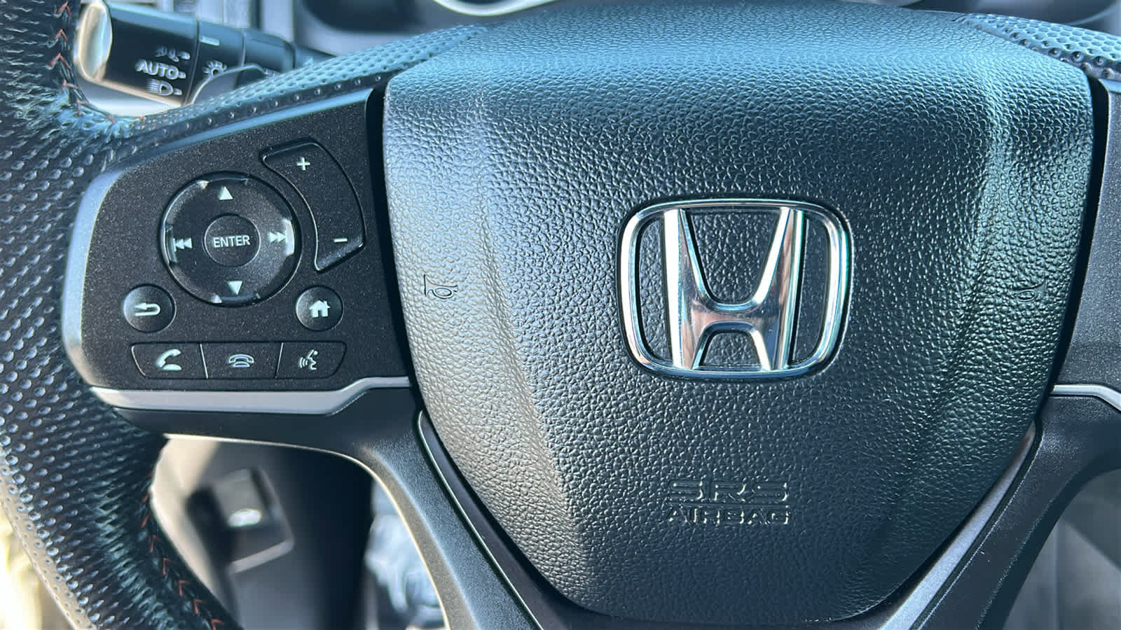 Used 2022 Honda Pilot TrailSport image 19