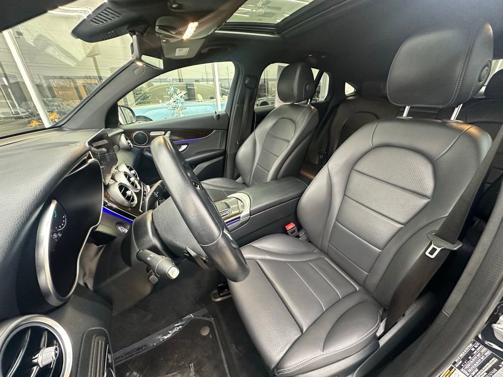 Used 2020 Mercedes-Benz GLC 300 4MATIC Coupe image 15