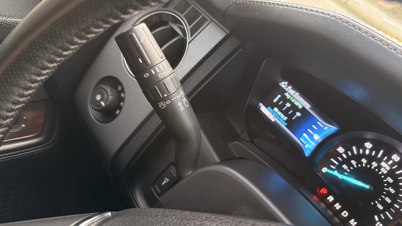 Used 2015 Ford Expedition Platinum image 52