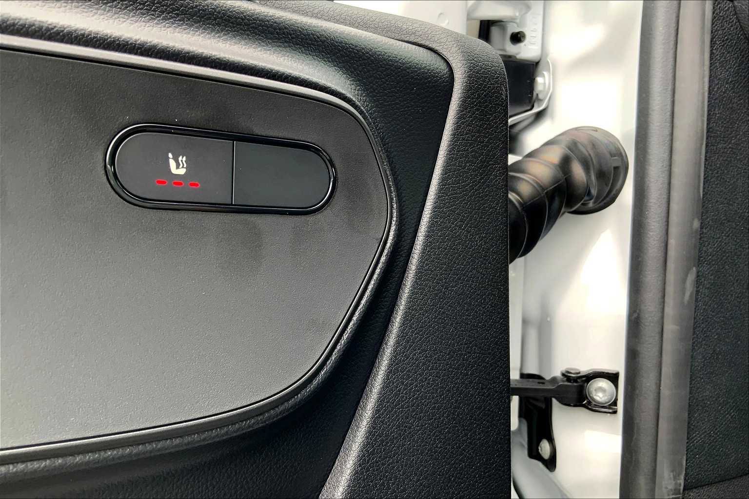 Used 2025 Mercedes-Benz Sprinter 2500 image 11