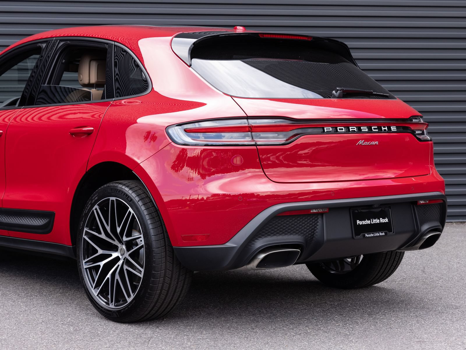 Certified 2026 Porsche Macan AWD/4WD image 11