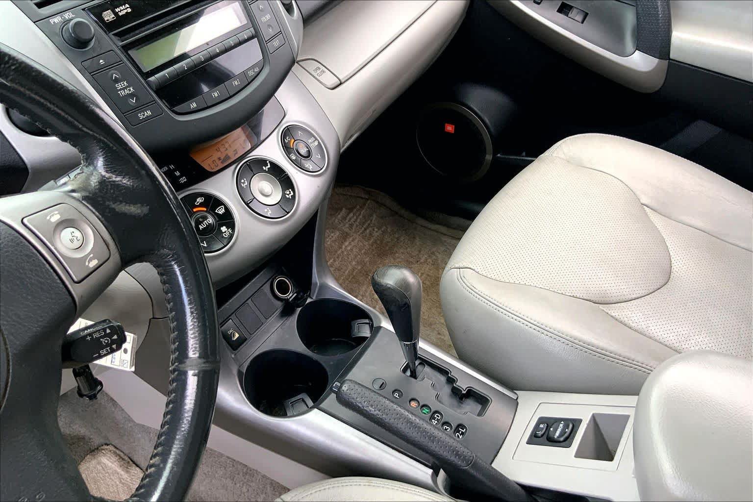 Used 2007 Toyota RAV4 Limited AWD/4WD image 15