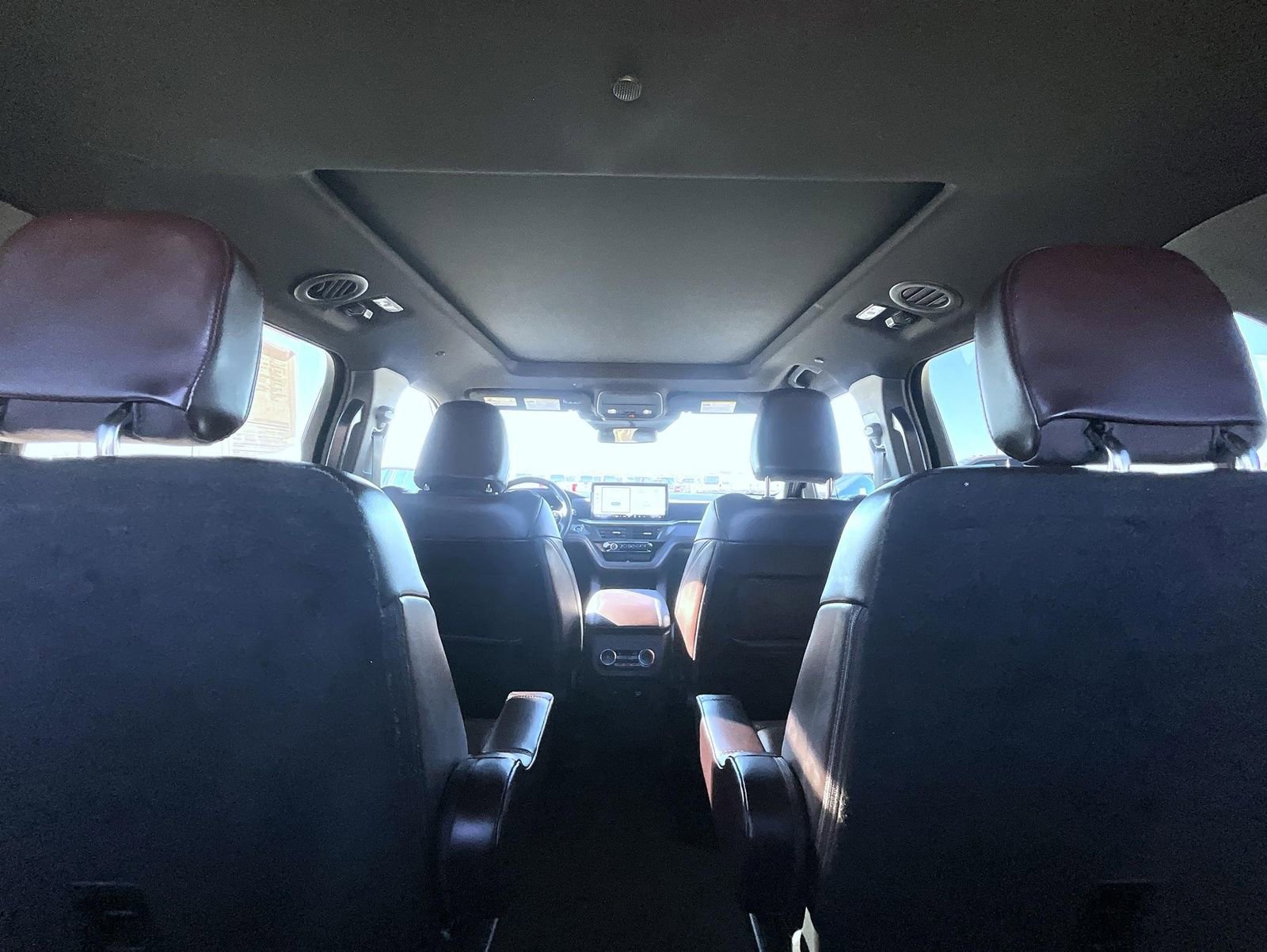 Used 2025 Ford Explorer Platinum w/ LUX Leather Package image 28