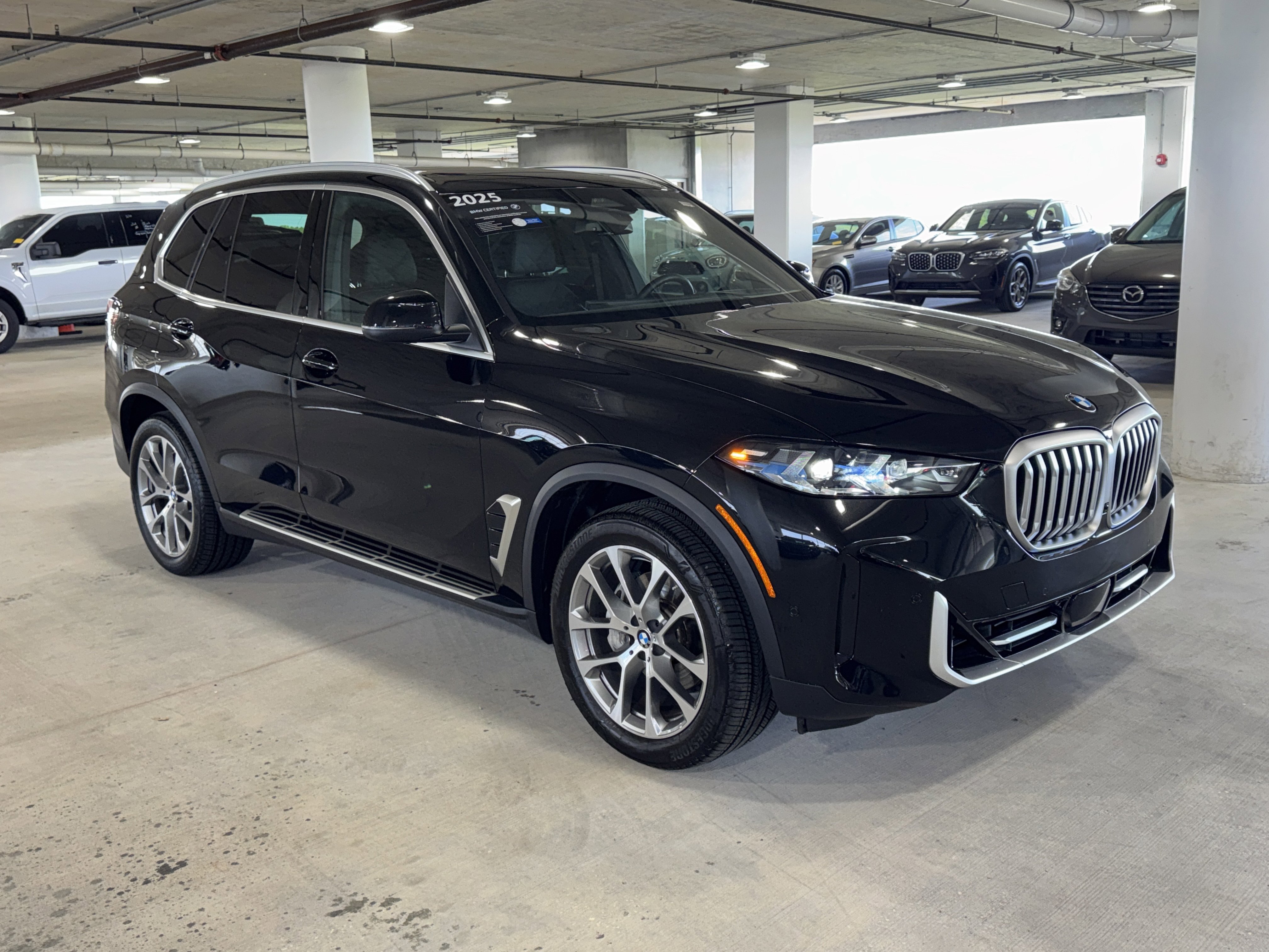 Used 2025 BMW X5 xDrive40i image 2