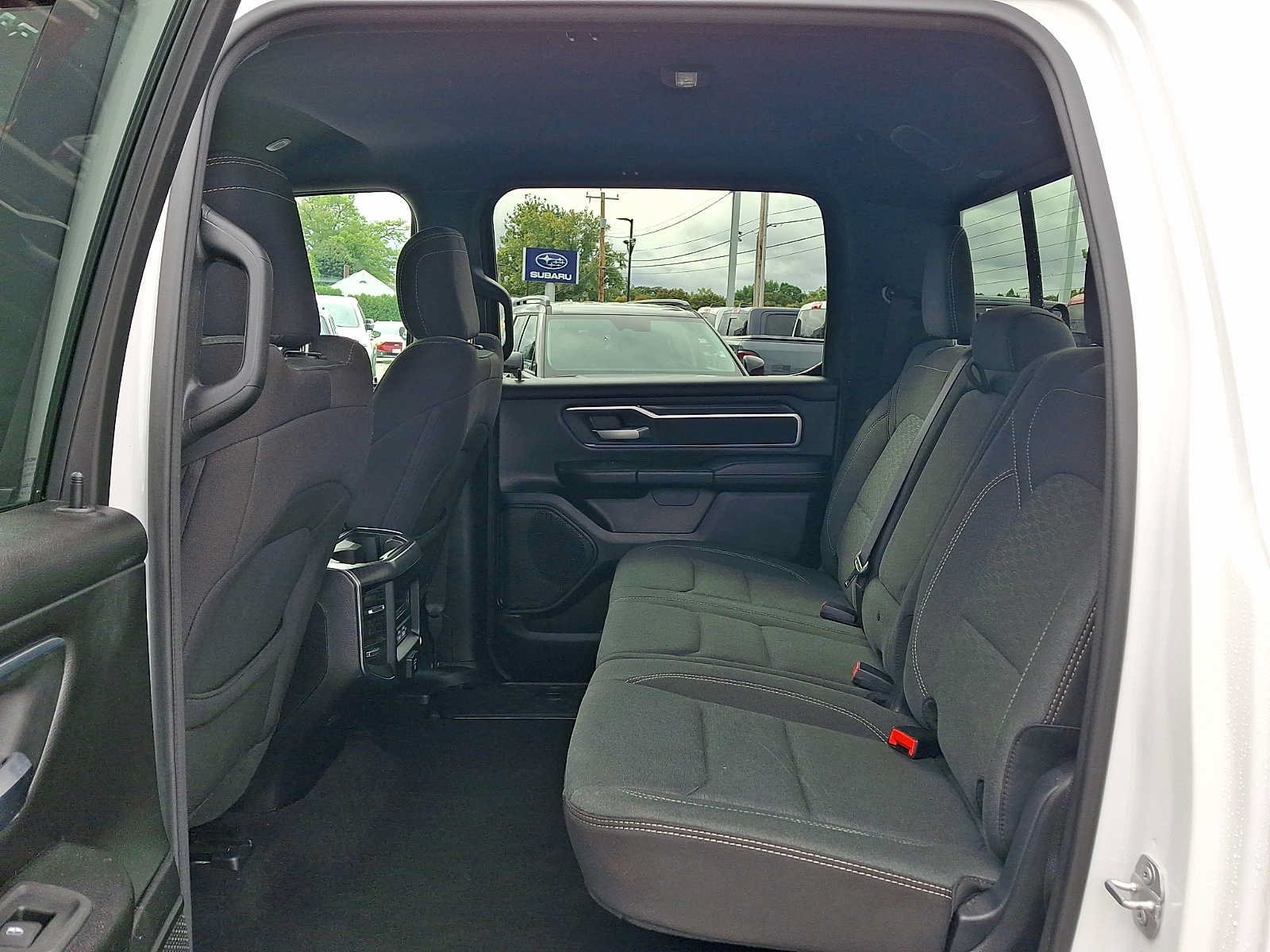 Used 2025 RAM 1500 Big Horn AWD/4WD image 10