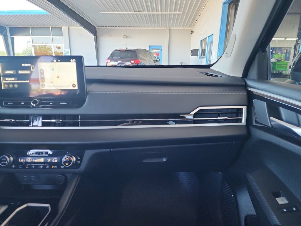 Used 2025 Mitsubishi Outlander SEL AWD/4WD image 21