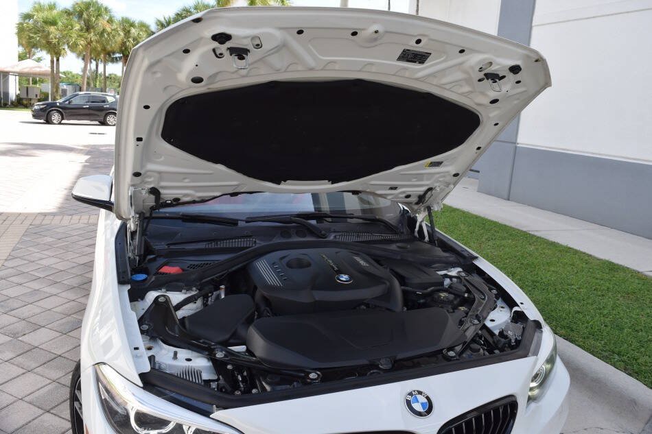Used 2021 BMW 230i xDrive Convertible AWD/4WD image 92
