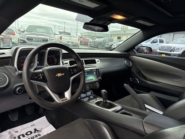 Used 2015 Chevrolet Camaro SS w/ SS Performance Package image 25