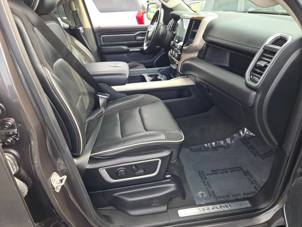 Used 2022 RAM 1500 Laramie AWD/4WD image 7