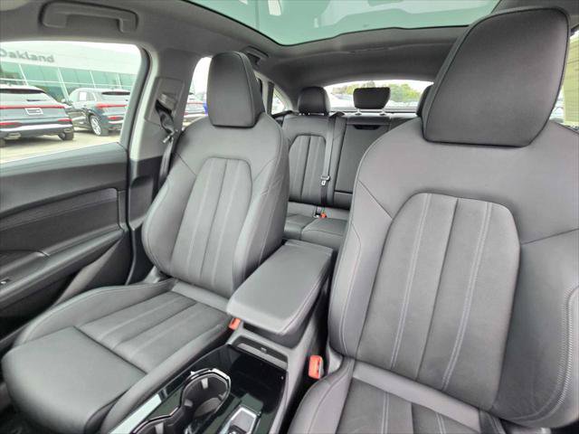 Used 2025 Audi A5 2.0T Premium Plus w/ Premium Plus AWD/4WD image 21