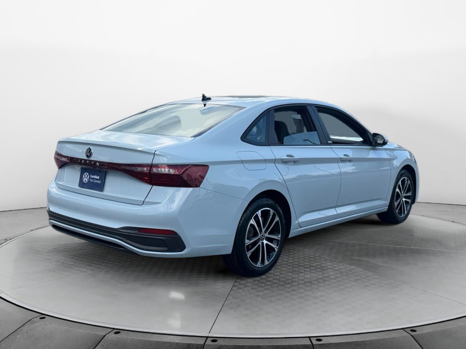 Certified 2026 Volkswagen Jetta Sport FWD image 7