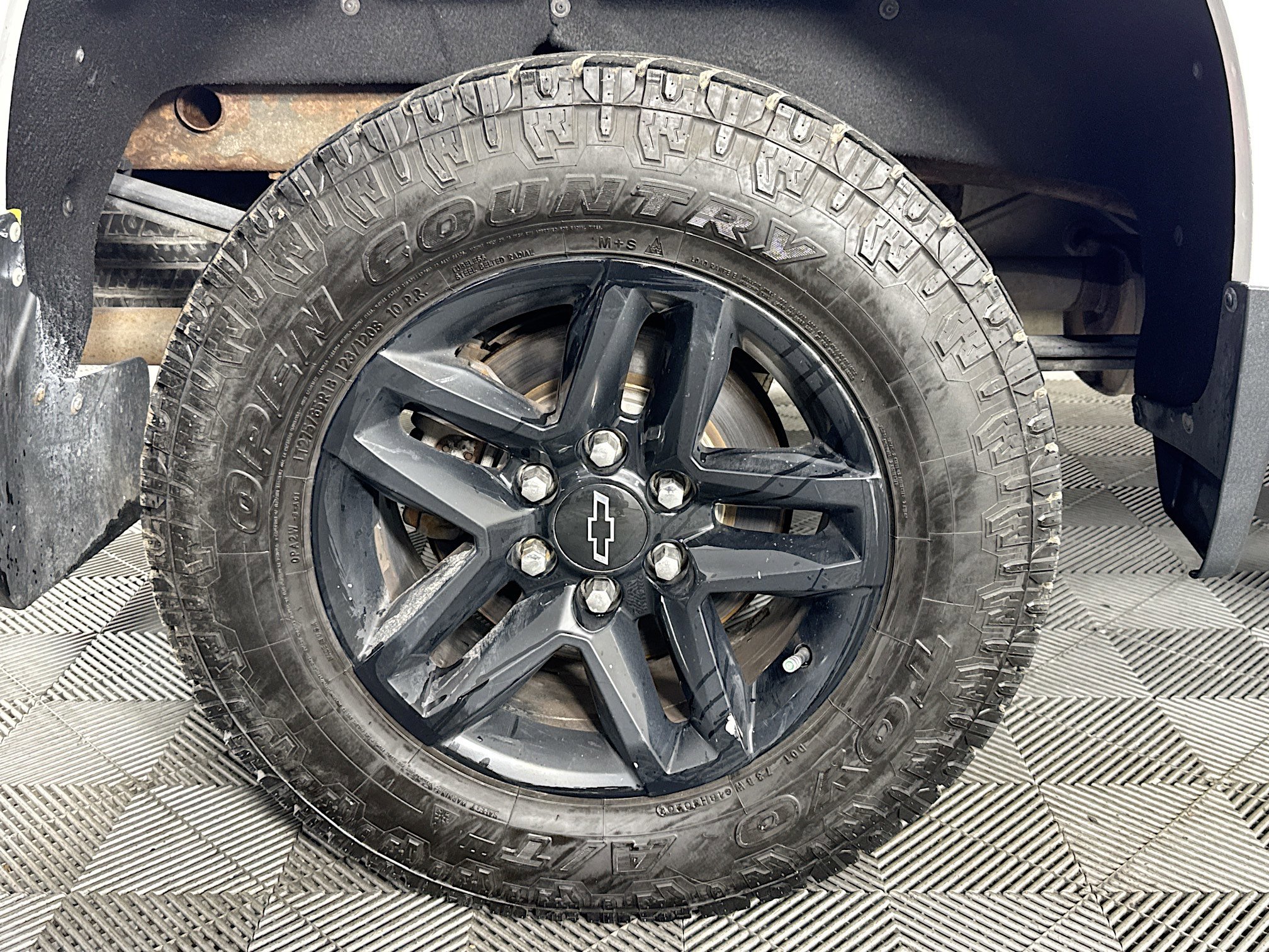 Used 2019 Chevrolet Silverado 1500 Custom Trail Boss image 29