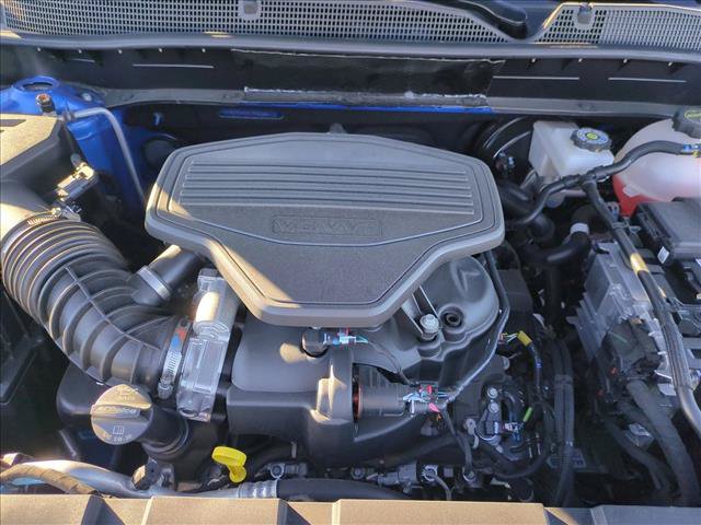 New 2025 Chevrolet Blazer LT w/ Sound & Technology Package FWD image 17