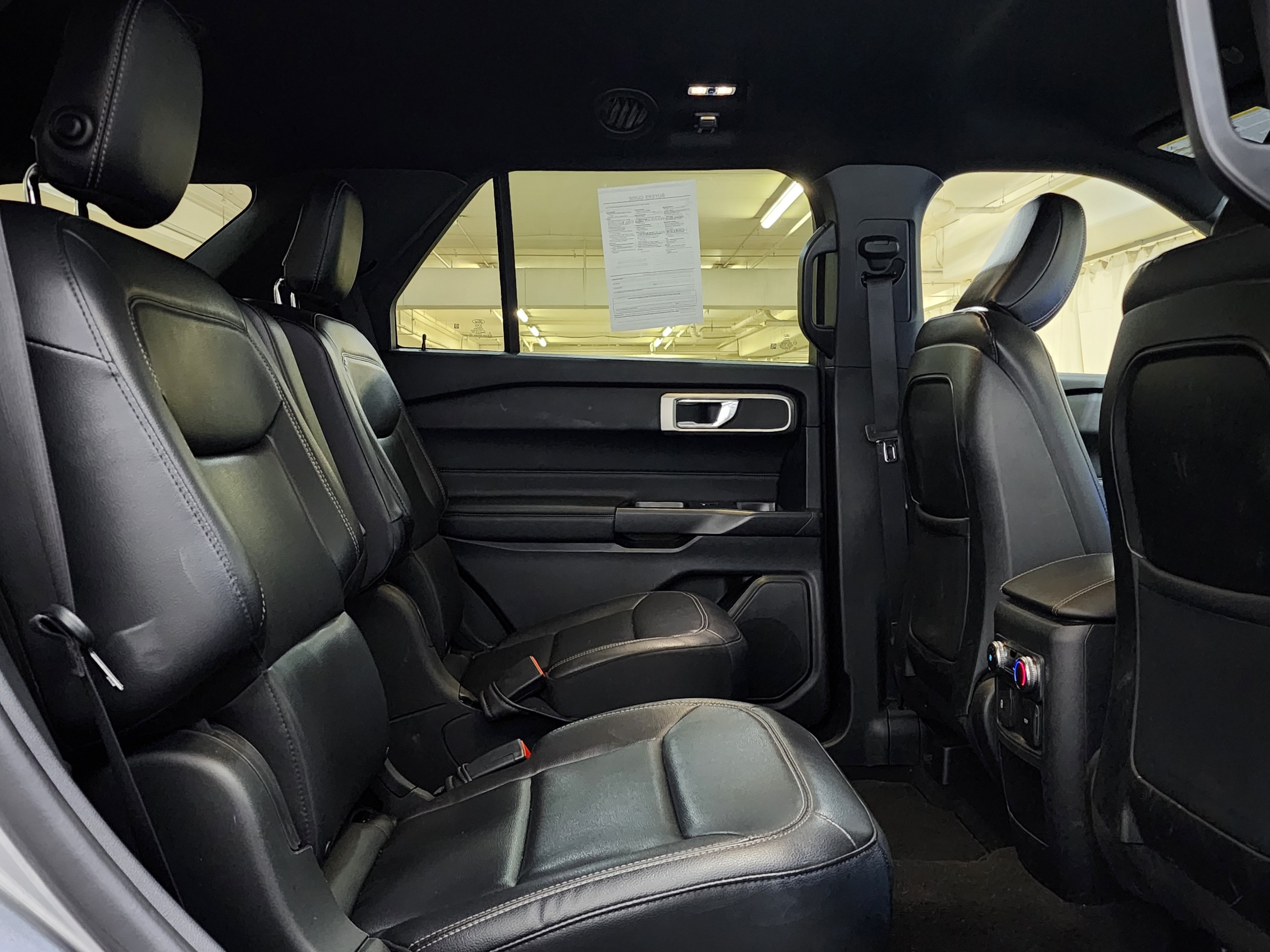 Used 2020 Ford Explorer XLT w/ Equipment Group 202A RWD image 20