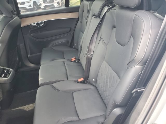 Certified 2025 Volvo XC90 B6 Plus AWD/4WD image 32