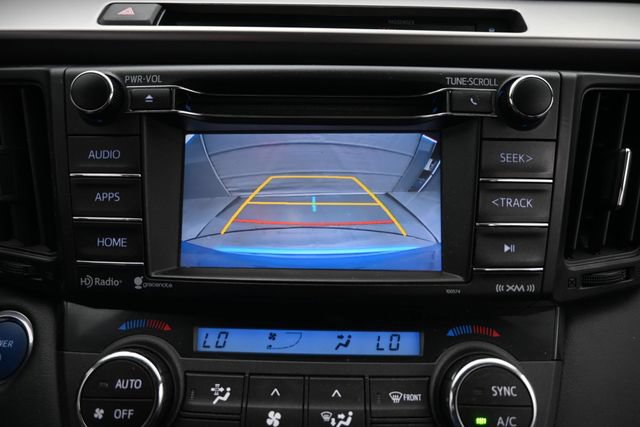 Used 2016 Toyota RAV4 XLE AWD/4WD image 17
