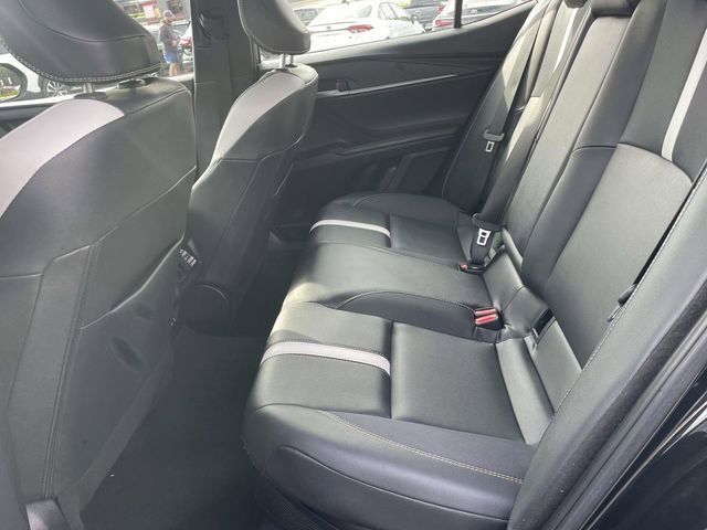 Used 2025 Toyota Camry SE FWD image 9