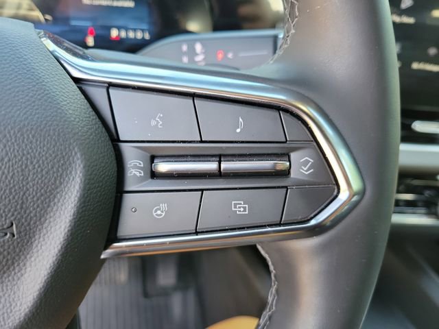 Used 2026 Chevrolet Equinox LT w/ Convenience Package II FWD image 30