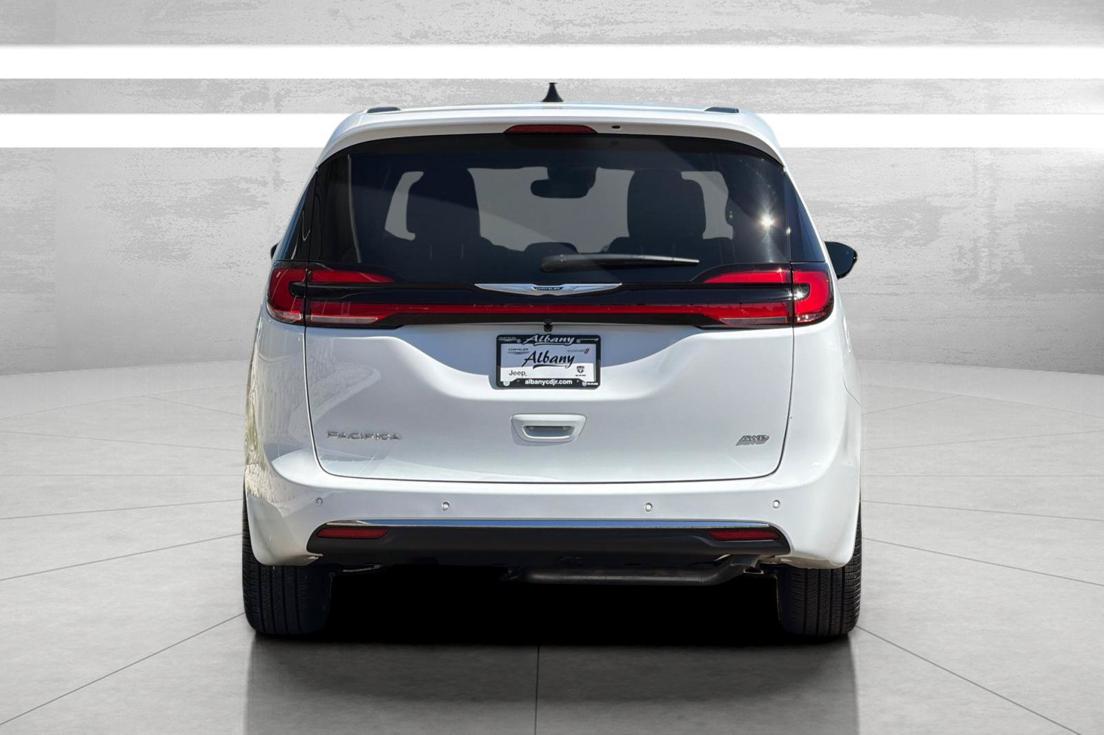 New 2026 Chrysler Pacifica Select AWD/4WD image 6