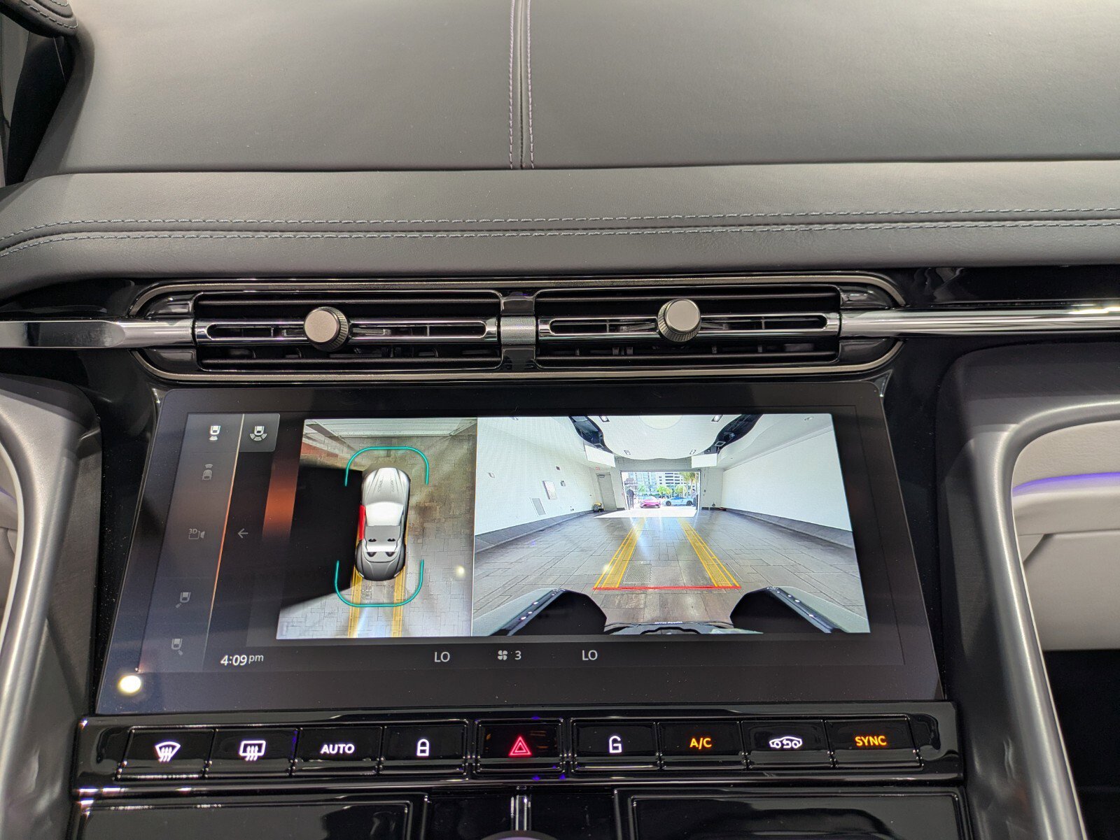 New 2026 Aston Martin DB12 Convertible image 13