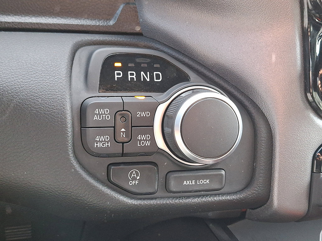 Used 2025 RAM 1500 Big Horn AWD/4WD image 8